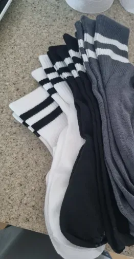Crew Pilates Socken von Trittfein, fotografiert von Hanna J.