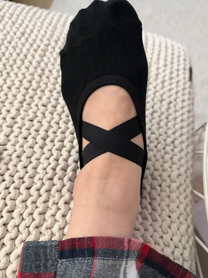 Riemchen Pilates Socken von Trittfein, fotografiert von Annika H.