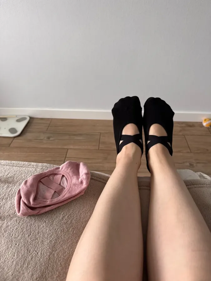 Riemchen Pilates Socken von Trittfein, fotografiert von Anna V.
